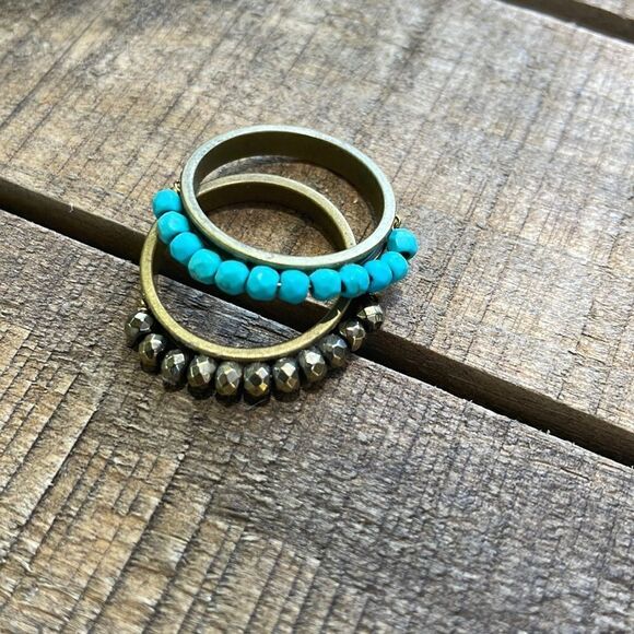 Set of two hand crafted beaded rings size 8 - Picture 1 of 4